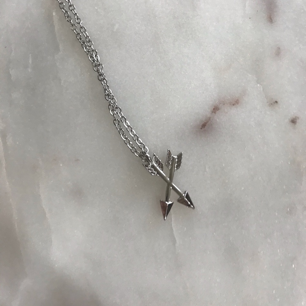 Silver arrow necklace
